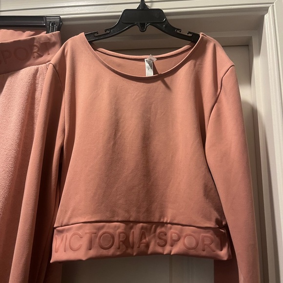 Victoria Sport blush matching sweat set - Picture 2 of 8